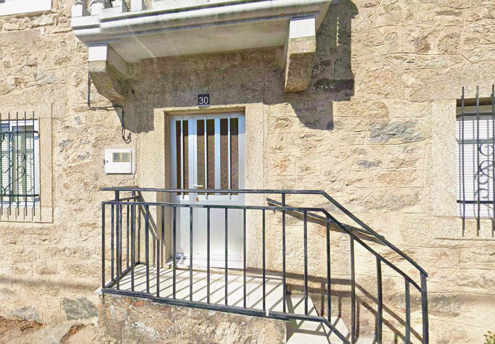 casa rural finestra